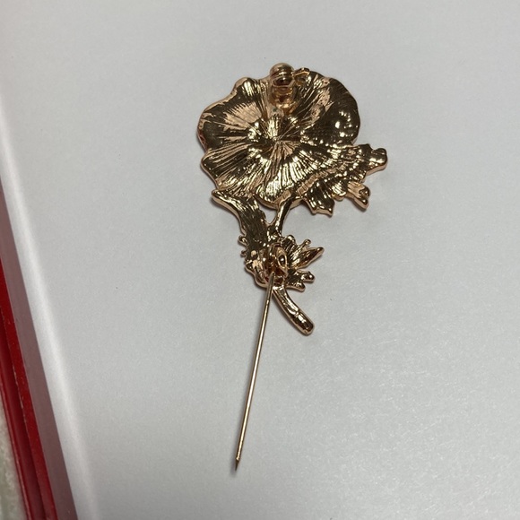 Brooch enamel flower vintage set. Beautifully painted 4x3cm diameter - Picture 6 of 7